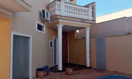 Casa com 3 dormitórios à venda, 297 m² por R$ 1.000.000,00 - Jardim Allah - Barretos/SP