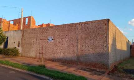 Terreno à venda, 200 m² por R$ 120.000 - Jardim Maria Caputi - Barretos/SP