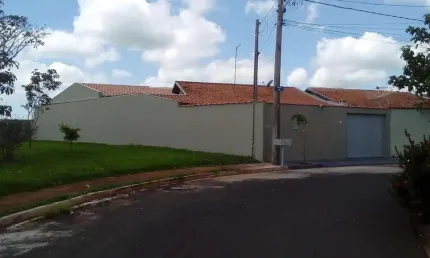 Casa com 3 dormitórios à venda por R$ 350.000,00 - Condomínio Residencial Batista Anania - Barretos/SP
