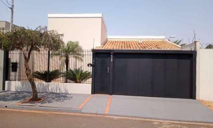 Casa com 3 dormitórios à venda por R$ 880.000,00 - Jardim Allah - Barretos/SP