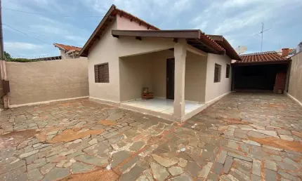 Casa com 3 dormitórios à venda, 142 m² por R$ 300.000,00 - América - Barretos/SP
