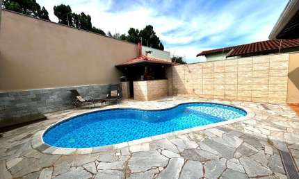 Casa com 3 dormitórios à venda, 282 m² por R$ 950.000 - City Barretos - Barretos/SP