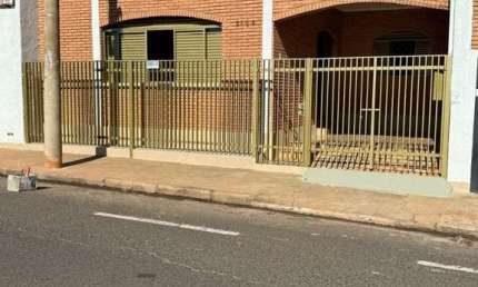 Casa com 3 dormitórios à venda por R$ 470.000,00 - Aeroporto - Barretos/SP