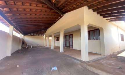 Casa com 3 dormitórios, 150 m² - venda por R$ 480.000,00 ou aluguel por R$ 1.700,00/mês - América - Barretos/SP