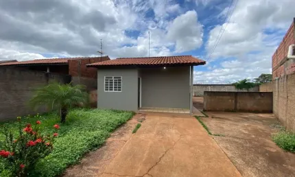 Casa com 2 dormitórios - venda por R$ 200.000,00 ou aluguel por R$ 1.200,00/mês - Condomínio Residencial Batista Ananias  - Barretos/SP
