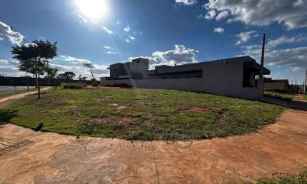 Terreno à venda, 344 m² por R$ 330.000 - Tamboré - Barretos/SP