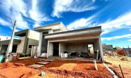 Casa com 3 dormitórios à venda, 168 m² por R$ 1.400.000 - Tamboré - Barretos/SP