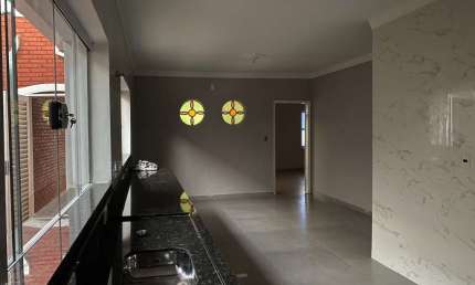Casa com 3 dormitórios à venda, 227 m² por R$ 650.000 - Centro - Barretos/SP
