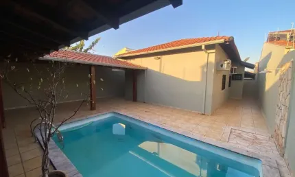 Casa com 3 dormitórios, 203 m² - venda por R$ 690.000 ou aluguel por R$ 3.800/mês - Jardim Ramos - Barretos/SP