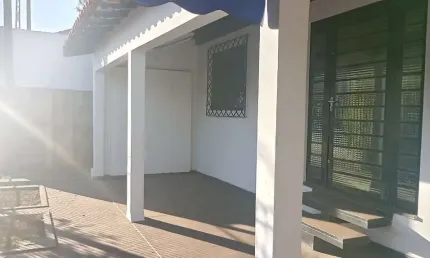 Casa com 3 quartos para alugar no Centro, Barretos 