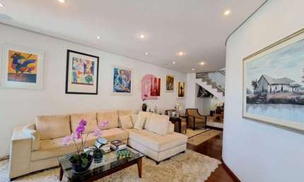 QUE TAL MORAR NUM DOS BAIRROS MAIS SOFISTICADOS DE SÃO PAULO, NUMA BELA COBERTURA TRIPLEX?