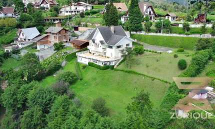 Casa com 6 dormitórios à venda, 600 m² por R$ 2.800.000,00 - Alto Do Capivari - Campos do Jordão/SP