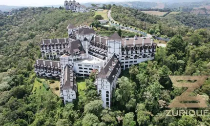 Apartamento com 1 dormitório à venda, 75 m² por R$ 550.000,00 - Alto Capivari - Campos do Jordão/SP