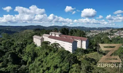 Apartamento com 2 dormitórios à venda, 50 m² por R$ 320.000,00 - Vila Marinela - Campos do Jordão/SP