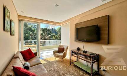 Apartamento com 2 dormitórios à venda, 79 m² por R$ 950.000,00 - Capivari - Campos do Jordão/SP