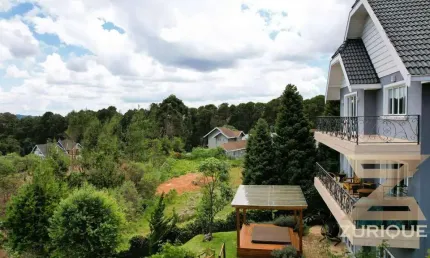 Casa com 3 dormitórios à venda, 380 m² por R$ 2.800.000,00 - Toriba - Campos do Jordão/SP