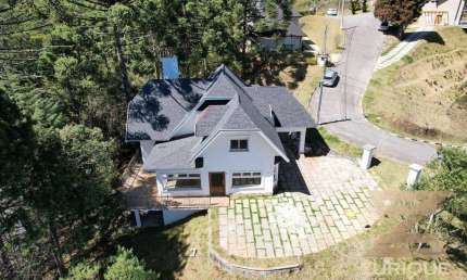 Casa com 4 dormitórios à venda, 330 m² por R$ 2.550.000,00 - Lot Véu da Noiva - Campos do Jordão/SP