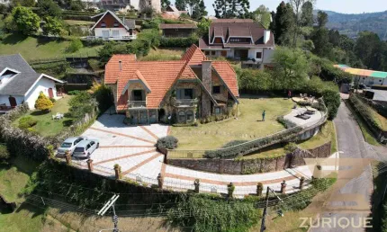 Casa de Novela com 5 dormitórios, 700 m² - venda por R$ 3.900.000 ou aluguel por R$ 15.000/mês - Alto Do Capivari - Campos do Jordão/SP