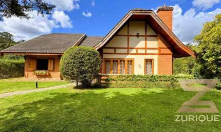 Casa com 4 dormitórios à venda, 300 m² por R$ 1.680.000,00 - Jardim Cataguases - Campos do Jordão/SP