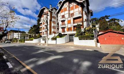 Apartamento com 3 dormitórios à venda, 99 m² por R$ 900.000 - Capivari - Campos do Jordão/SP