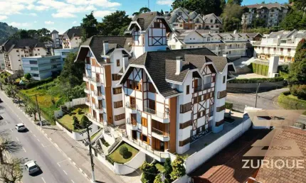 Apartamento com 3 dormitórios à venda, 99 m² por R$ 900.000,00 - Capivari - Campos do Jordão/SP