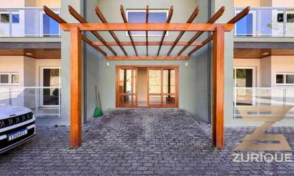 Apartamento com 3 dormitórios à venda, 108 m² por R$ 900.000,00 - Jaguaribe - Campos do Jordão/SP