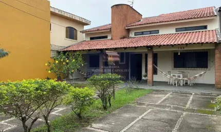 Casa sobrado -localizado no bairro vila mirim - praia grande/sp