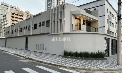 Casa em Condomínio à venda na Vila Tupi - Praia Grande - SP: