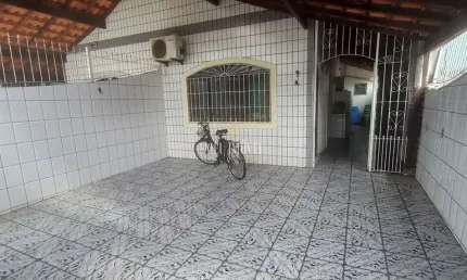 Casa Geminada à venda no Maracanã - Praia Grande - SP: