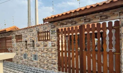 Casa Geminada à venda no Jardim Fernando - Itanhaém - SP: