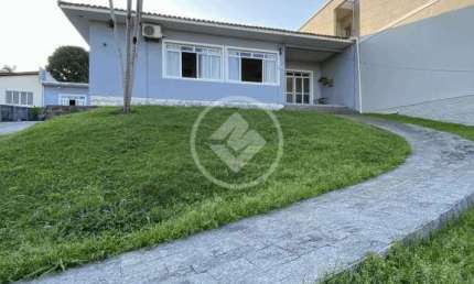 Ampla casa nas proximidades do centro histórico de São José codigo: 41544