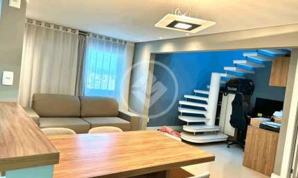 Apartamento Duplex no bairro Estreito codigo: 42323