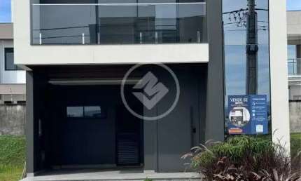 Encantadora Residência com Alto Padrão de Acabamento! Deltaville codigo: 59026
