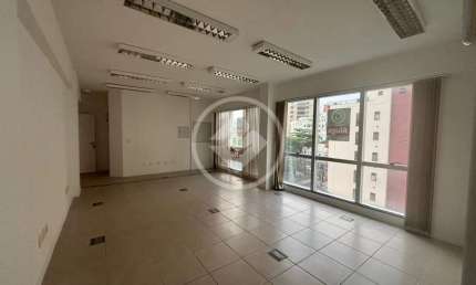 Sala Comercial em Andar Inteiro na Av. principal do Centro de Florianópolis codigo: 65282