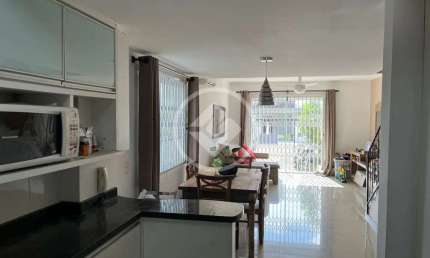 Sobrado em residencial tranquilo e bem localizado codigo: 70530