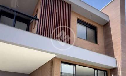 Oportunidade de Casa Morderna no sul da ilha codigo: 73481