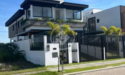 Casa com 3 quartos à venda na Rua Jardim dos Eucaliptos, 25, Campeche, Florianópolis