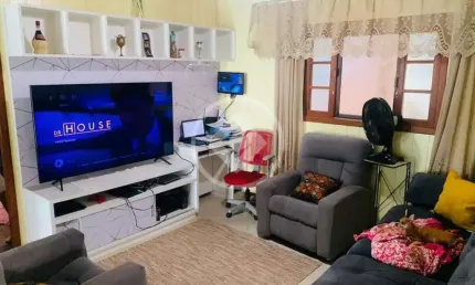 Casa mobiliada com piscina no Rio vermelho codigo: 74975