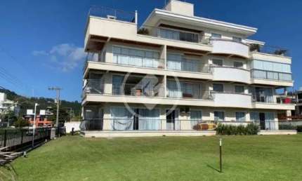 Apartamento pé na areia em Canasvieiras codigo: 76878