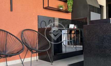 Casa de 4 Quartos a Poucos Minutos do Centro de Florianópolis - Conforto e Tranquilidade codigo: 77633