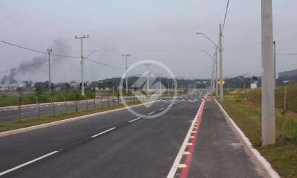 Terreno à venda na Avenida Leoberto Leal, 389, Barreiros, São José
