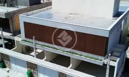 Linda casa duplex à 600 metros da praia dos Ingleses codigo: 88954