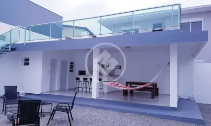 Casa localizada na Praia do Sonho Palhoça codigo: 97410