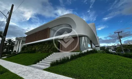 Mansão Nova em Jurerê Internacional - Florianópolis codigo: 104634