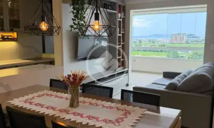 Apartamento Amplo no Último Andar – Centro de Biguaçu codigo: 114287