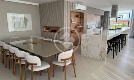 Apartamento com 3 suítes Vista mar em Jurerê codigo: 114967