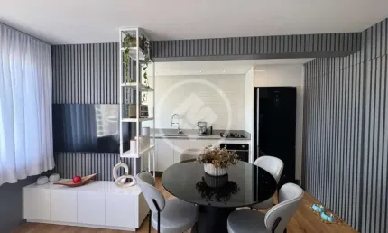 Apartamento totalmente mobiliado no Centro de Florianópolis codigo: 117295