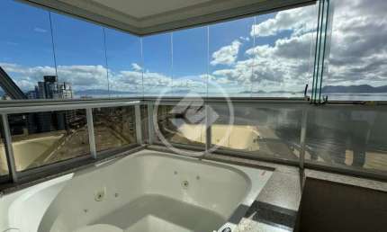 Beira-Mar Continental – 3 Suítes com Jacuzzi, Vista para o Mar e Ponte Hercílio Luz – Hamilton Araújo codigo: 120112