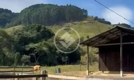 Lindo Sítio em Alfredo Wagner – Condomínio Rural com Vista Incrível e Estrutura Completa codigo: 121677