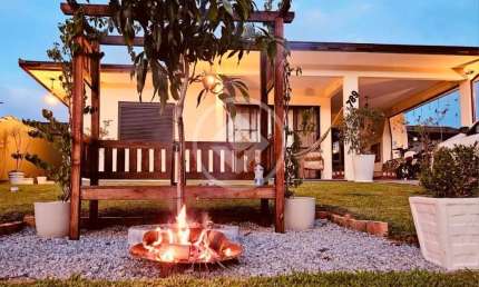 CASA À VENDA EM SANTO AMARO DA IMPERATRIZ codigo: 123930